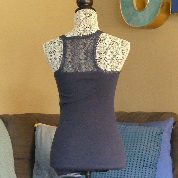 Lacy Tank - Picture 3 of 6